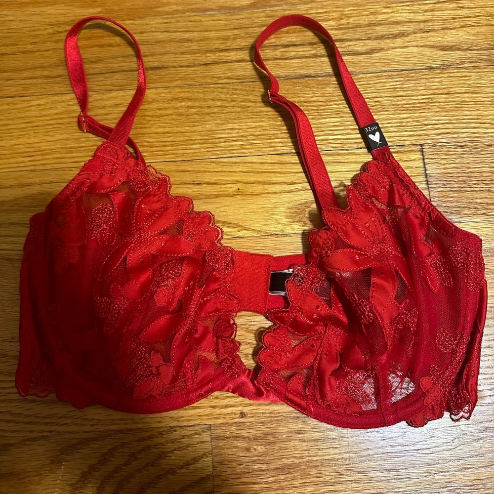 Victoria Secret Lace Bra